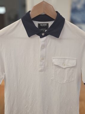 Todd Snyder Men's White Cotton Pique Polo with Navy Contrast Collar (XS)
